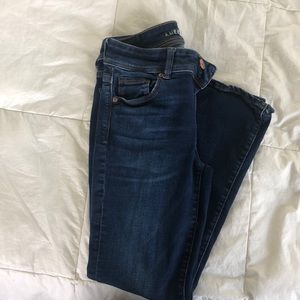 Women’s jeans